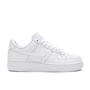 Womens Air Force 1 '07 White size 6.5 EUC